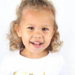 <Jayda V